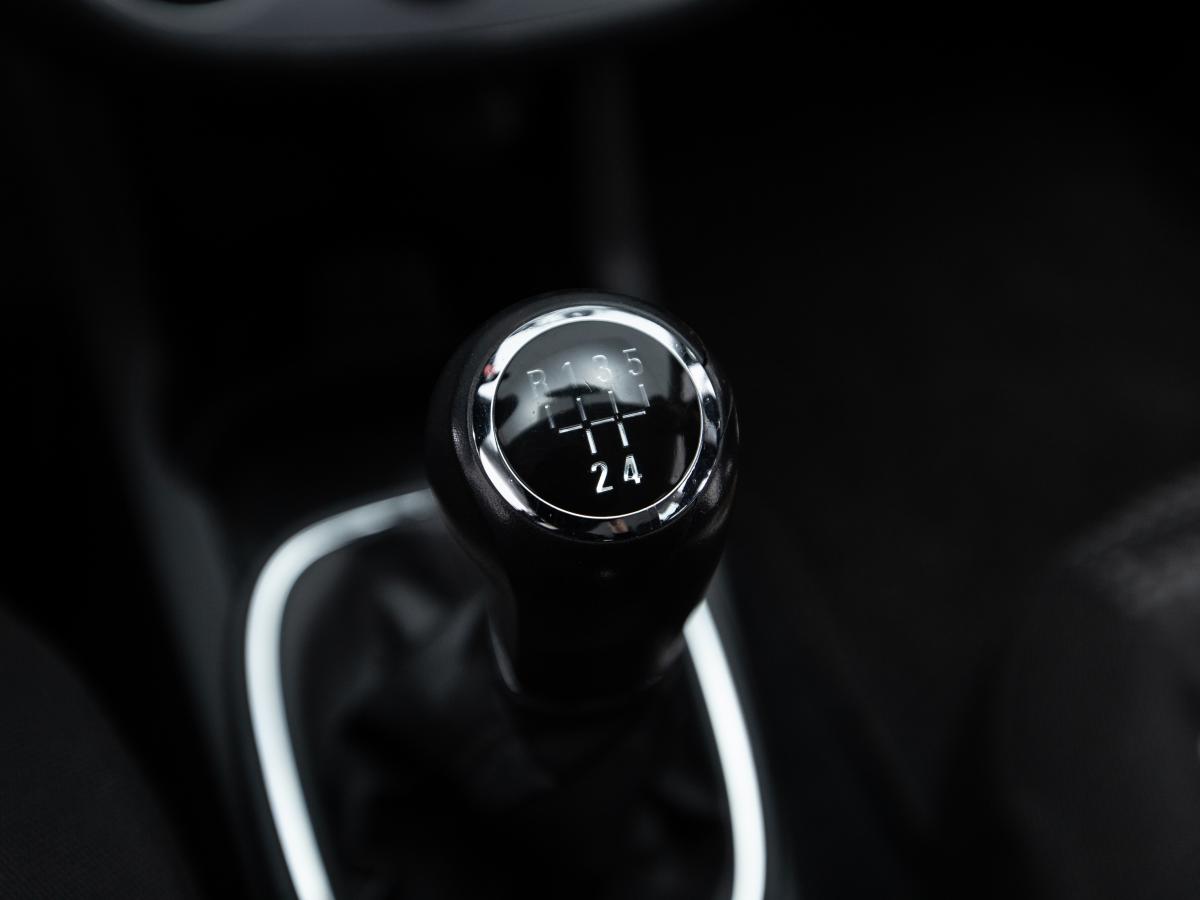 opel-corsa-2011-gasolina-1229cc