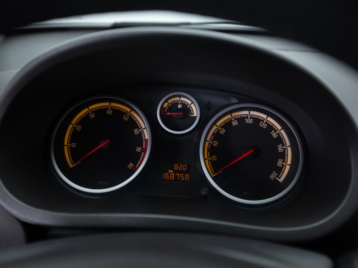 opel-corsa-2011-gasolina-1229cc