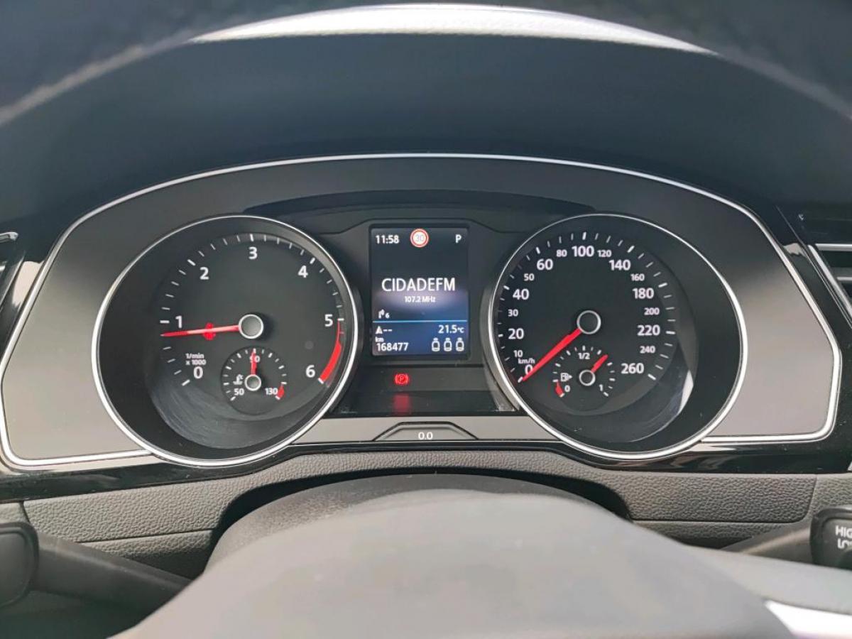 volkswagen-passat-variant-2022-diesel-1968cc