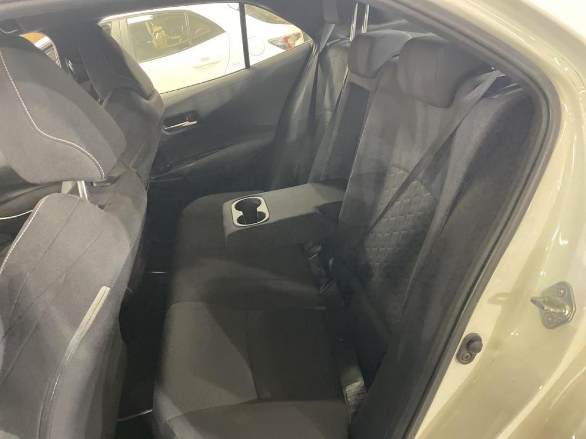 toyota-corolla-2021-hibrido-a-gasolina-1798cc