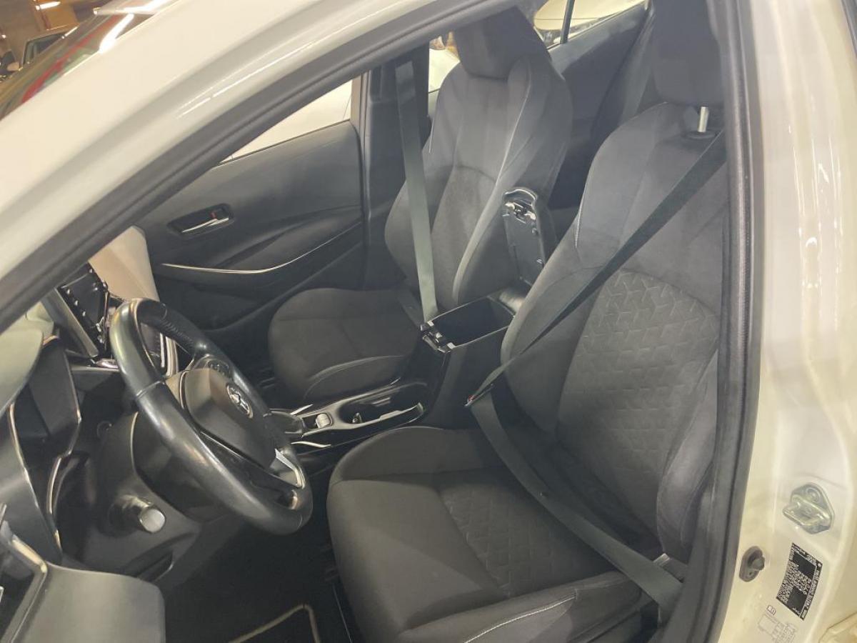 toyota-corolla-2021-hibrido-a-gasolina-1798cc
