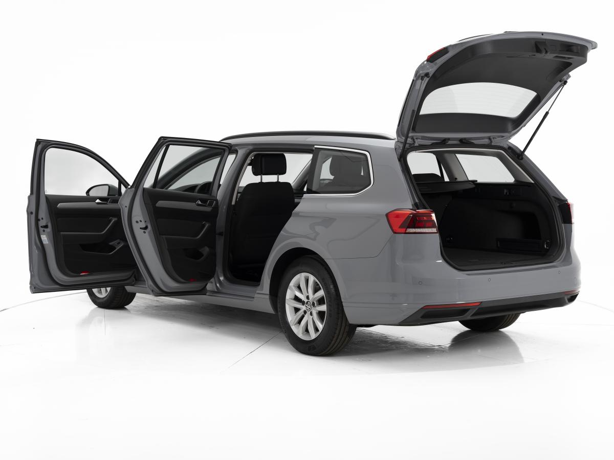 volkswagen-passat-variant-2022-diesel-1968cc