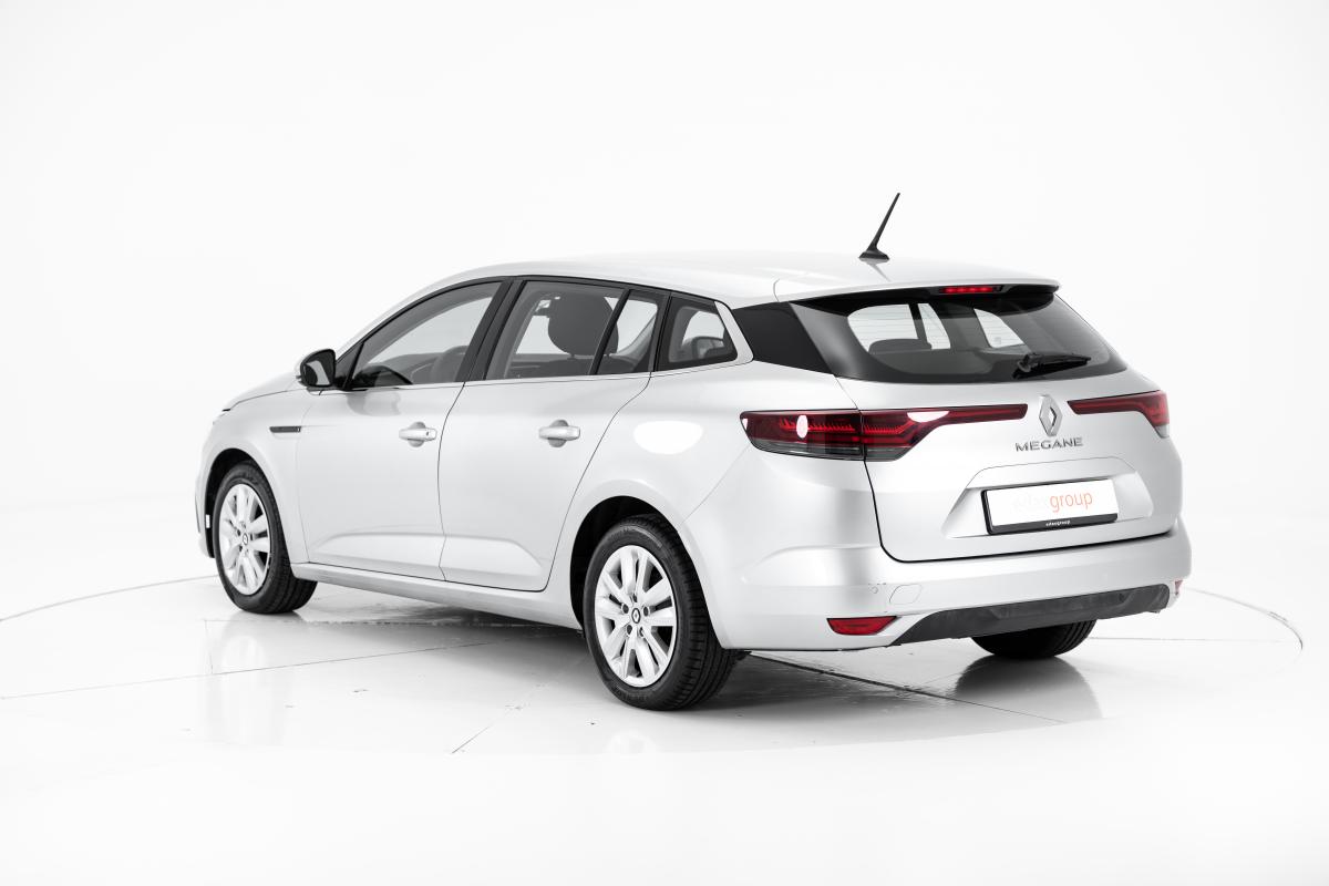 renault-megane-sport-tourer-2023-diesel-1461cc