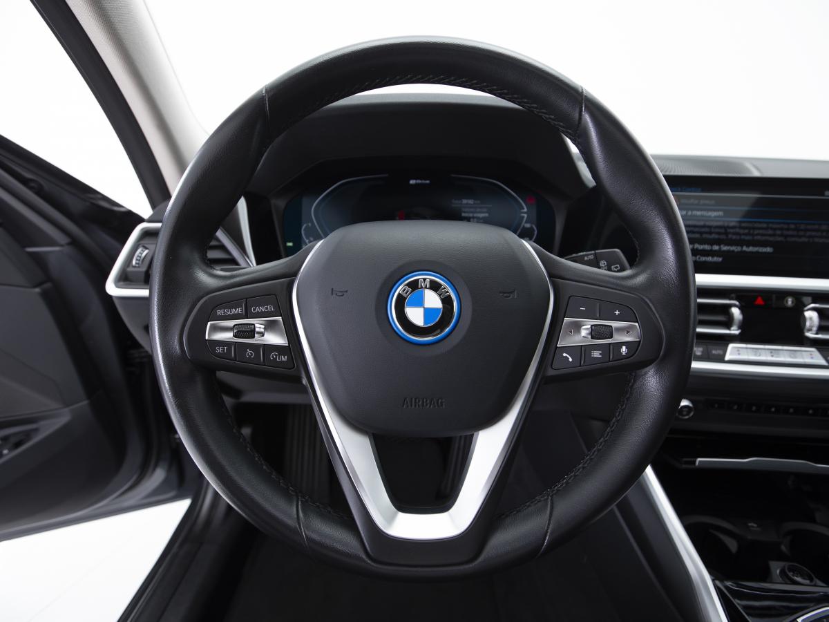 bmw-serie-3-2022-hibrido-a-gasolina-1998cc