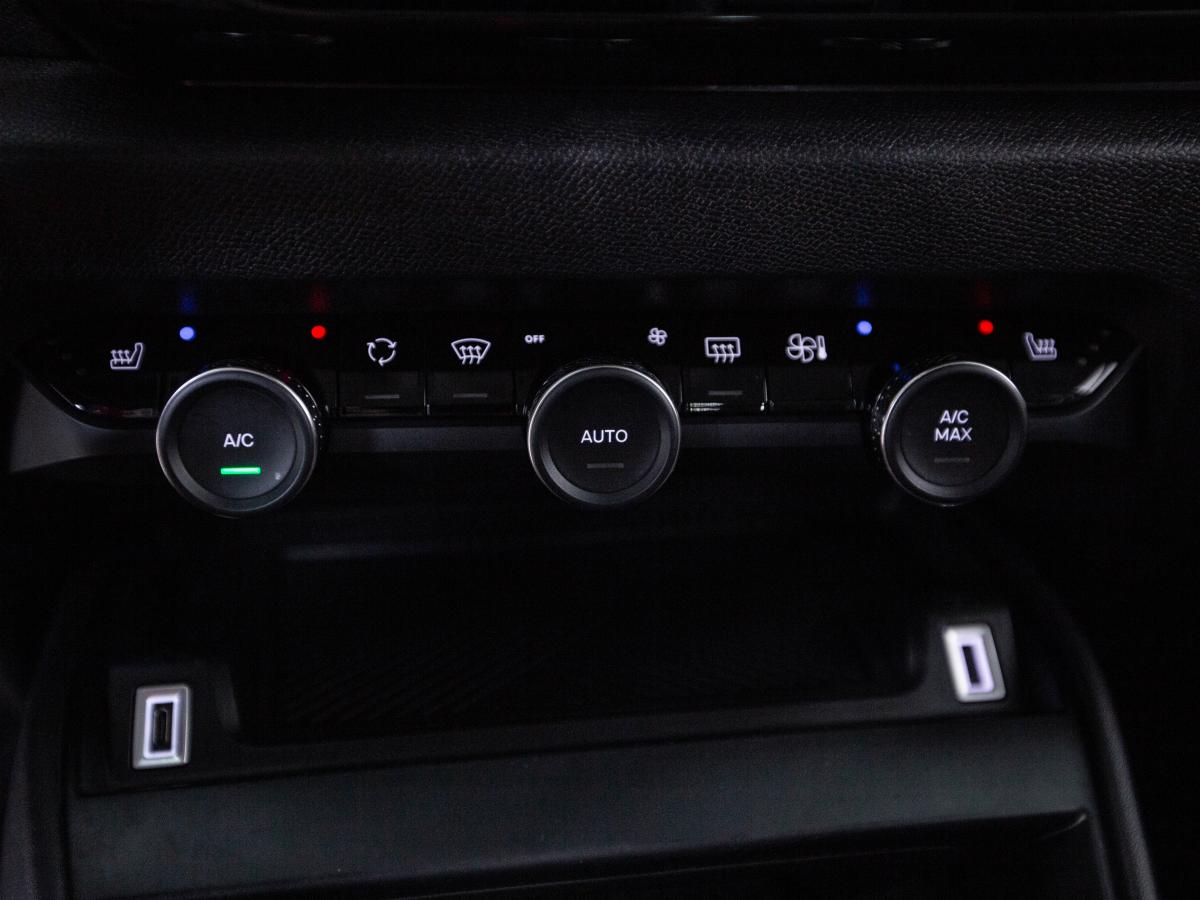 citroen-c4-2023-gasolina-1199cc