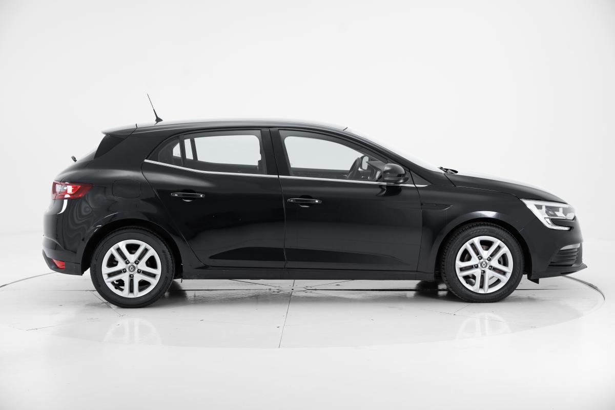 renault-megane-2019-diesel-1461cc