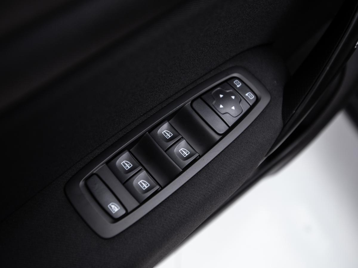 renault-megane-2019-diesel-1461cc