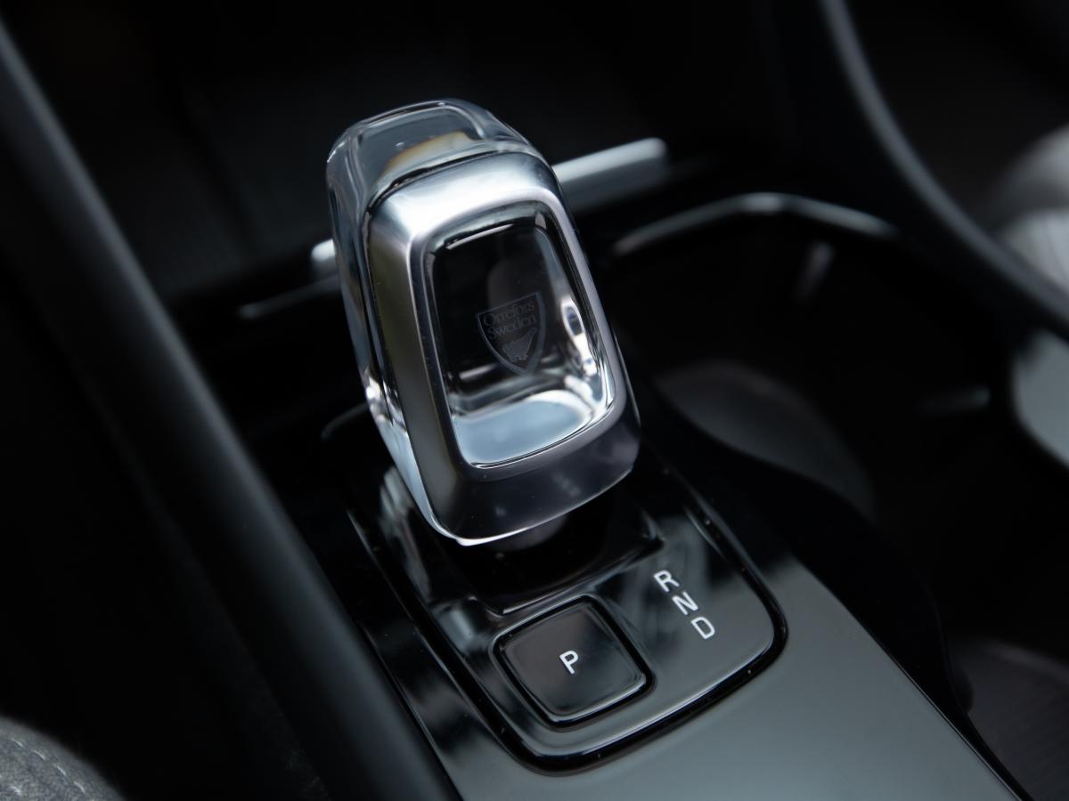 volvo-xc40-2022-eletrico-0cc