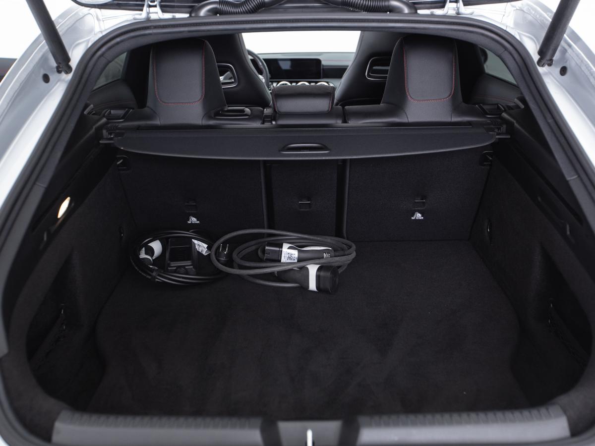 mercedes-benz-cla-2020-hibrido-a-gasolina-1332cc