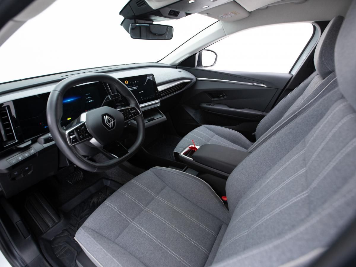 renault-megane-e-tech-2023-eletrico-0cc