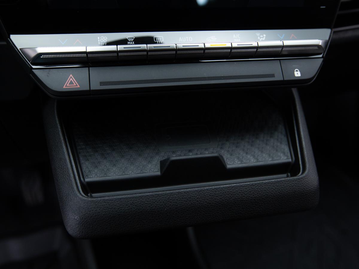 renault-megane-e-tech-2023-eletrico-0cc