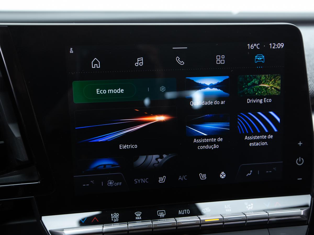 renault-megane-e-tech-2023-eletrico-0cc