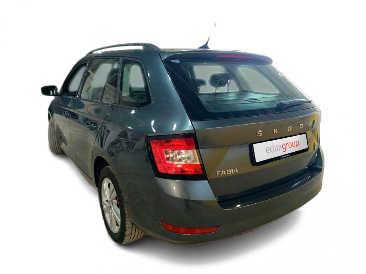 skoda-fabia-break-2021-gasolina-999cc