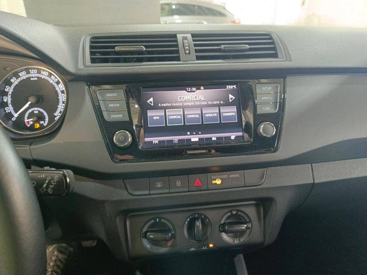 skoda-fabia-break-2021-gasolina-999cc