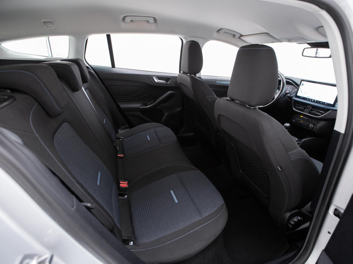ford-focus-sw-2022-diesel-1499cc