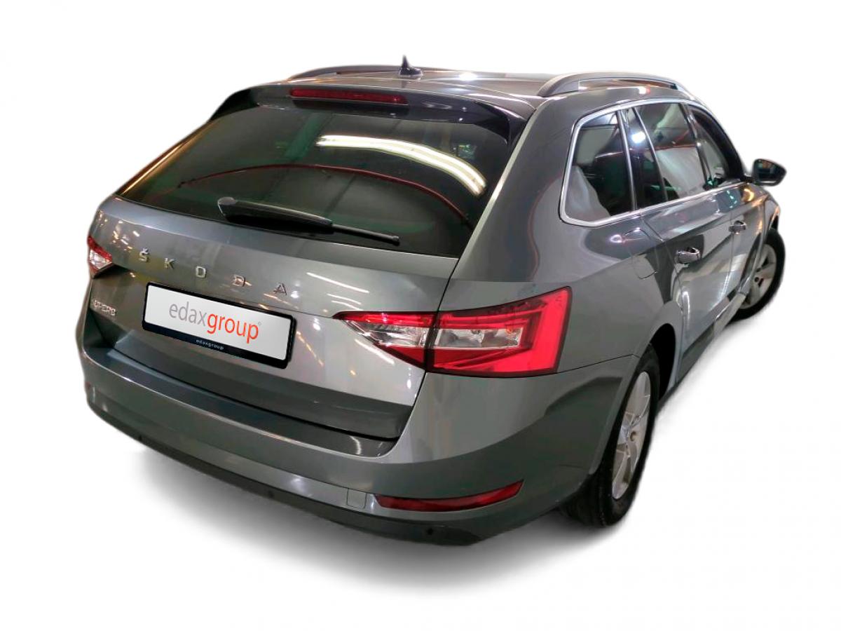 skoda-superb-2022-diesel-1968cc
