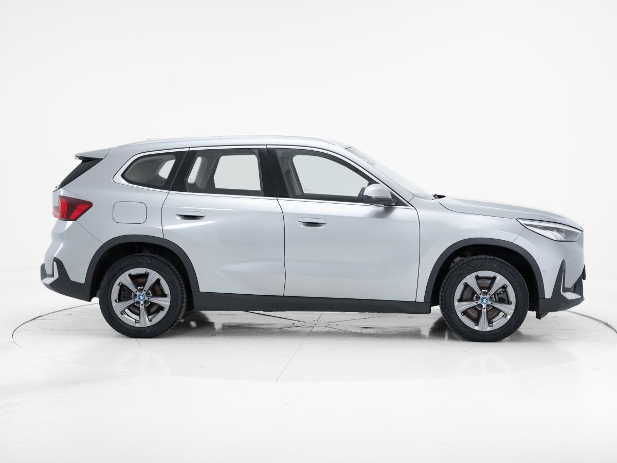 bmw-x1-2024-hibrido-a-gasolina-1499cc
