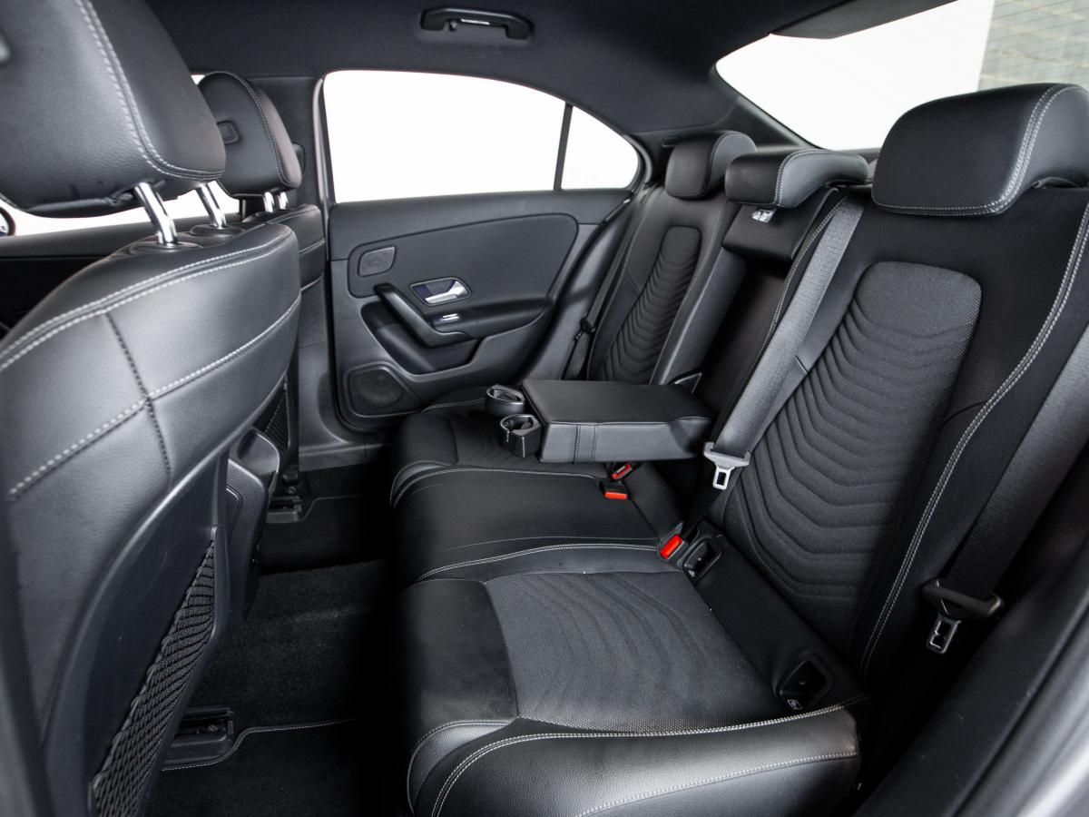 mercedes-benz-classe-a-2021-hibrido-a-gasolina-1332cc