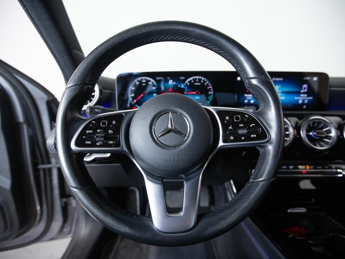 mercedes-benz-classe-a-2021-hibrido-a-gasolina-1332cc
