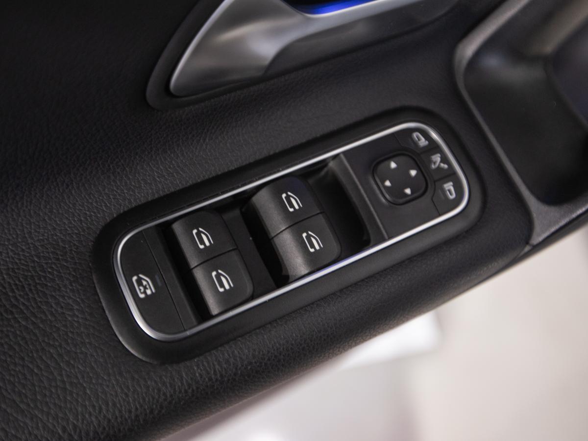 mercedes-benz-classe-a-2021-hibrido-a-gasolina-1332cc