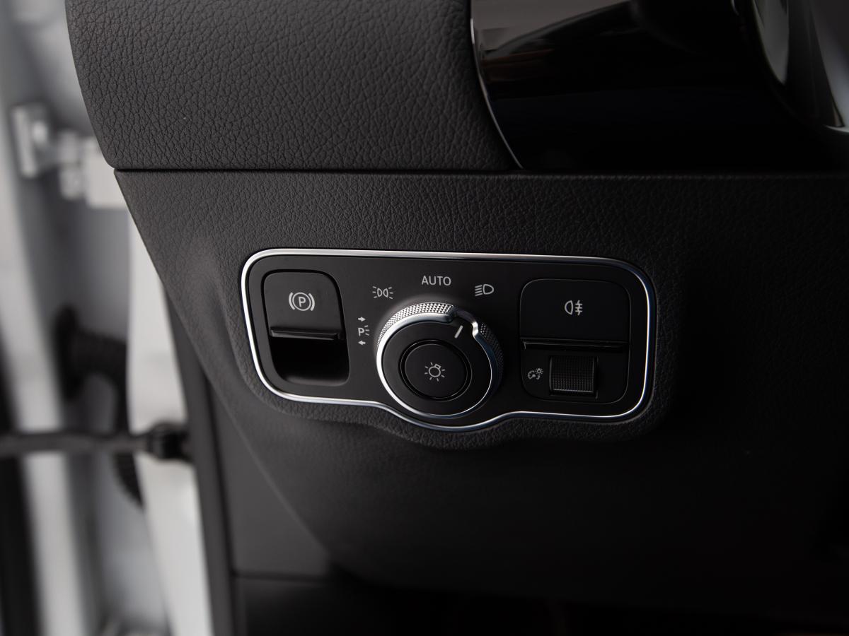mercedes-benz-classe-b-2020-hibrido-a-gasolina-1332cc