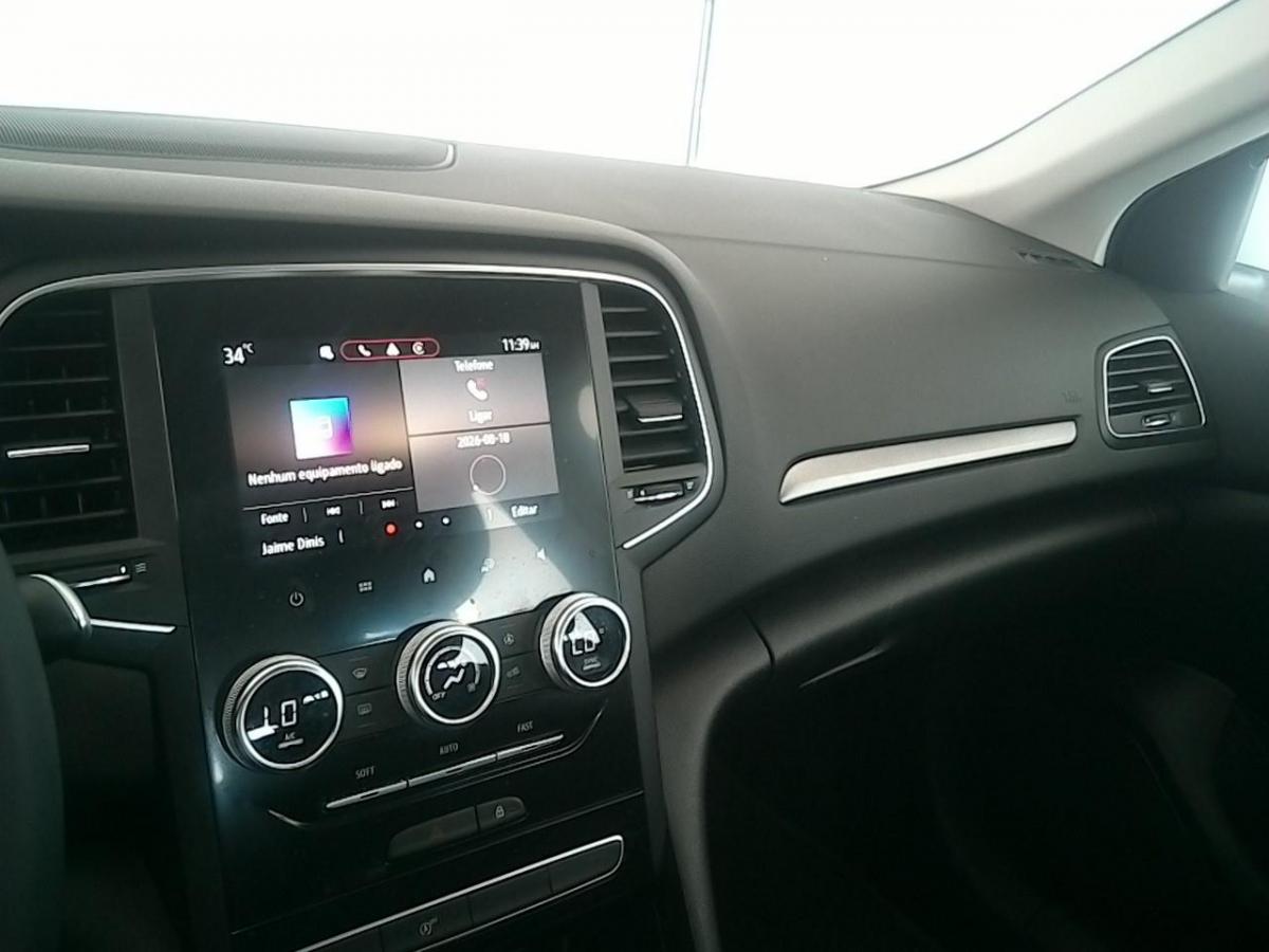 renault-megane-sport-tourer-2023-diesel-1461cc