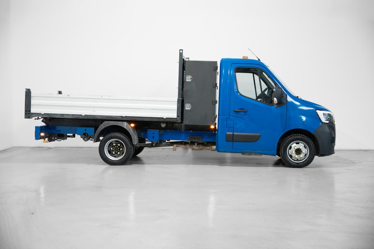 renault-master-2020-diesel-2300cc