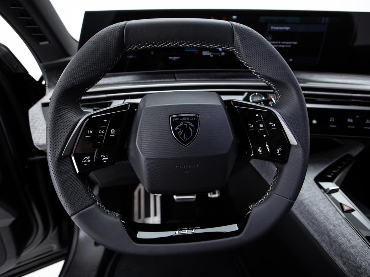 peugeot-5008-2025-gasolina-1199cc