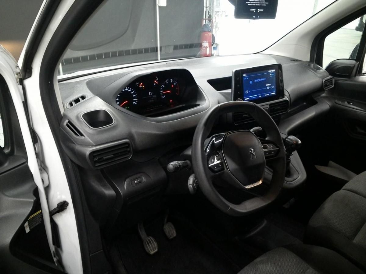 peugeot-partner-2023-diesel-1499cc