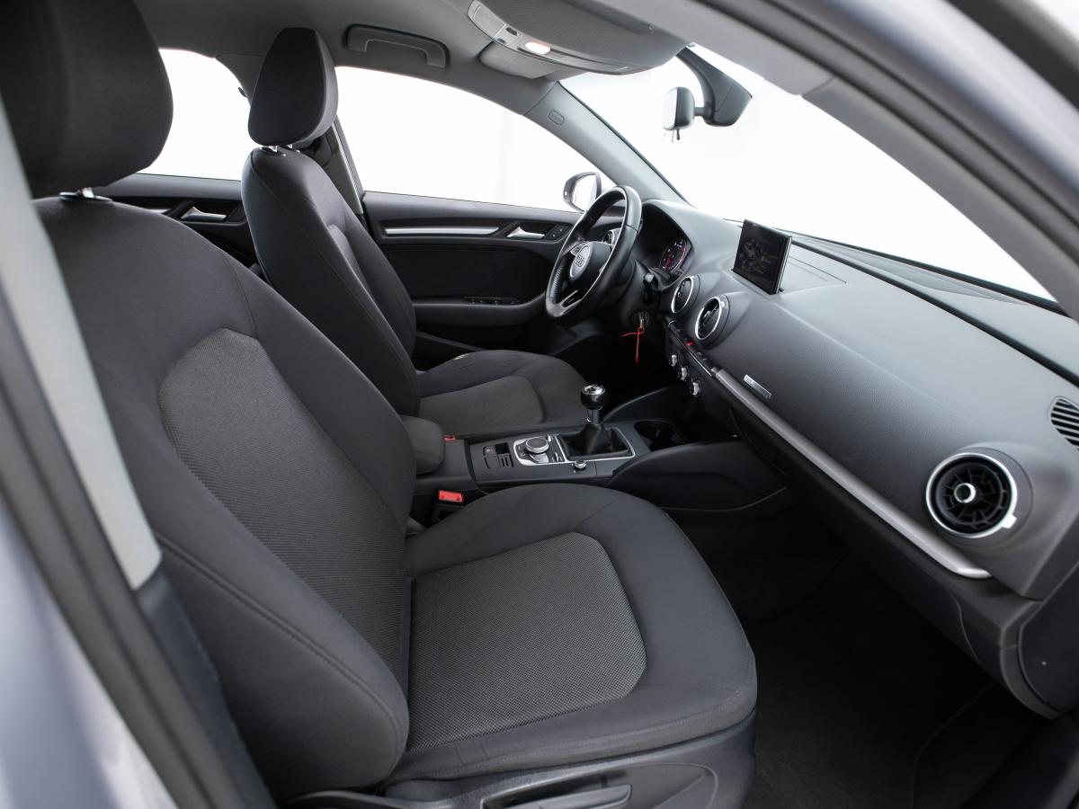 audi-a3-sportback-2017-diesel-1598cc