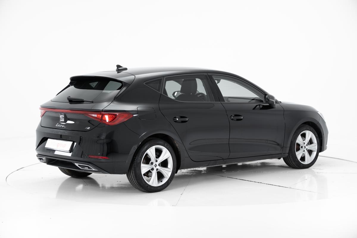 seat-leon-2023-gasolina-999cc