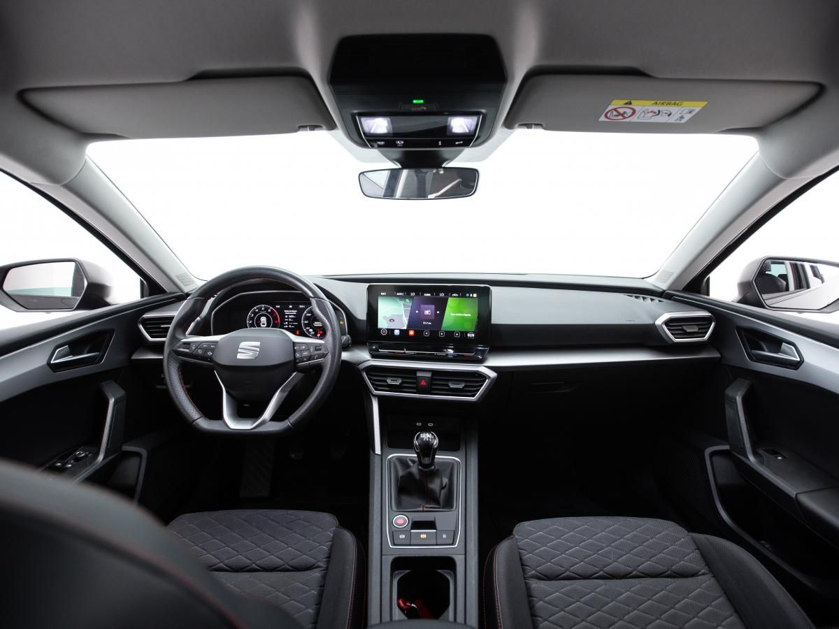 seat-leon-2023-gasolina-999cc
