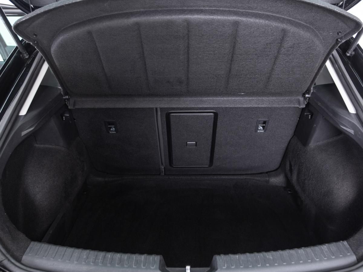 seat-leon-2023-gasolina-999cc