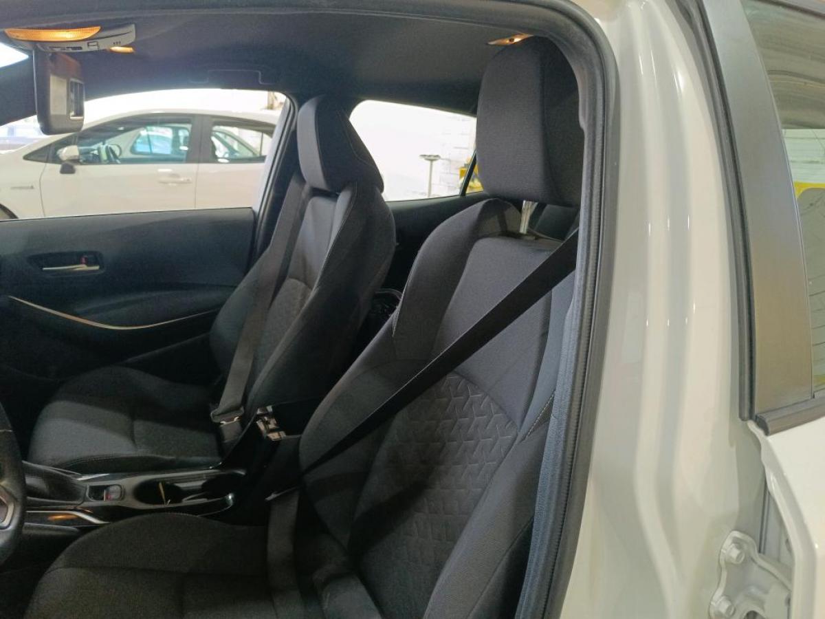 toyota-corolla-2021-hibrido-a-gasolina-1798cc