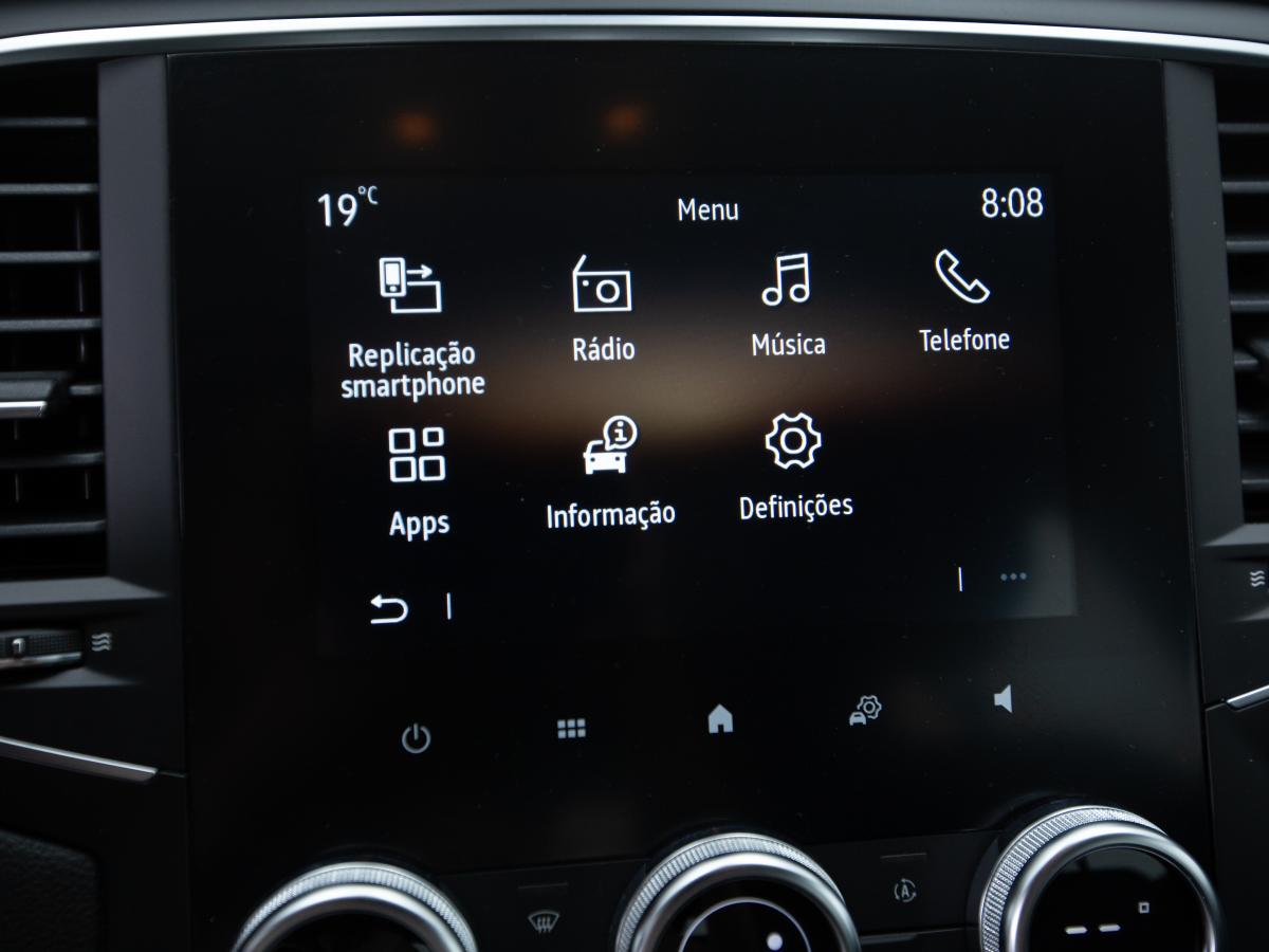 renault-megane-sport-tourer-2023-diesel-1461cc