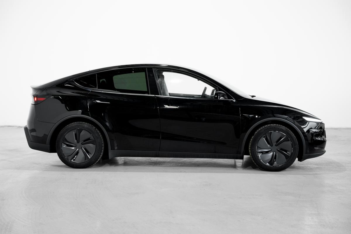 tesla-model-y-2025-eletrico-0cc