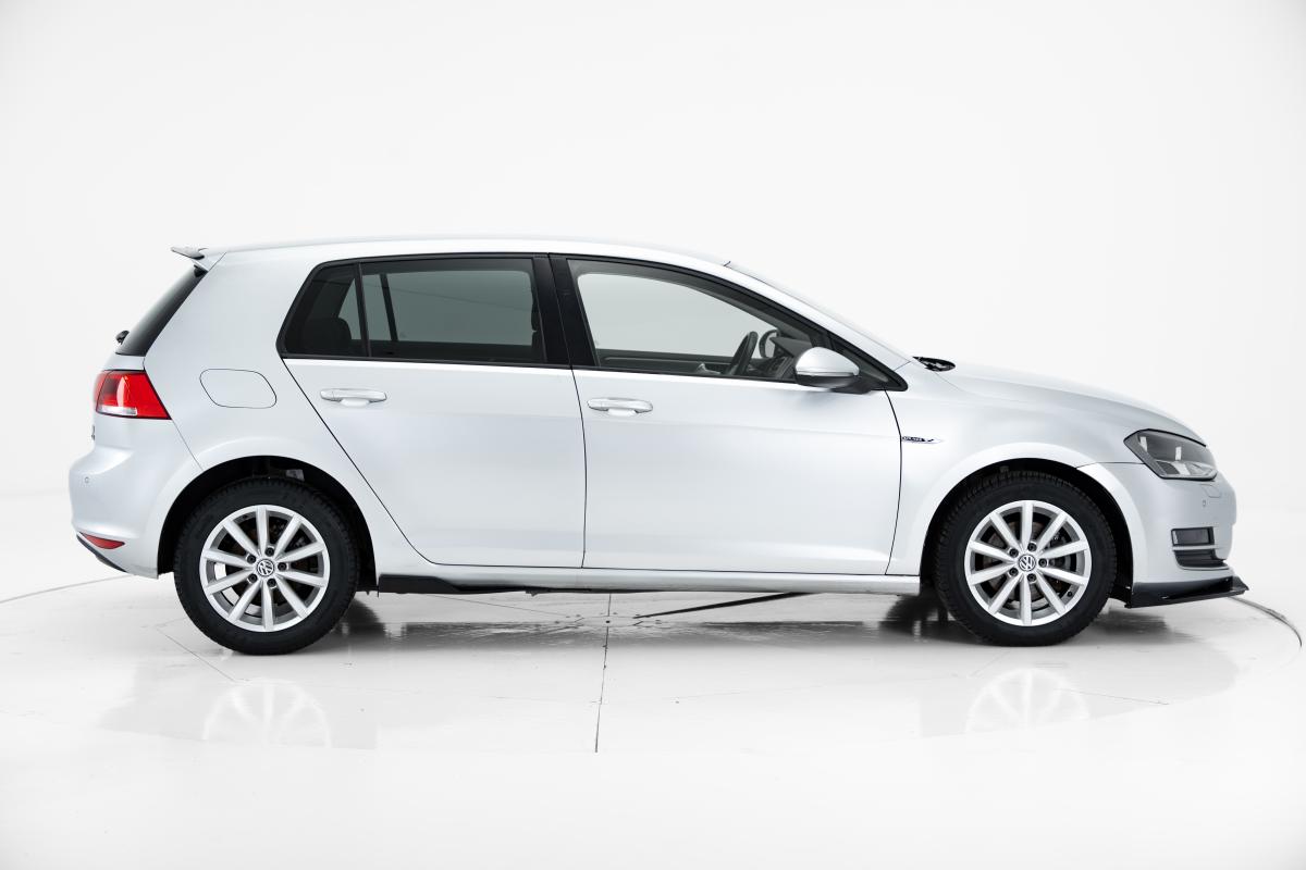 volkswagen-golf-2016-diesel-1598cc