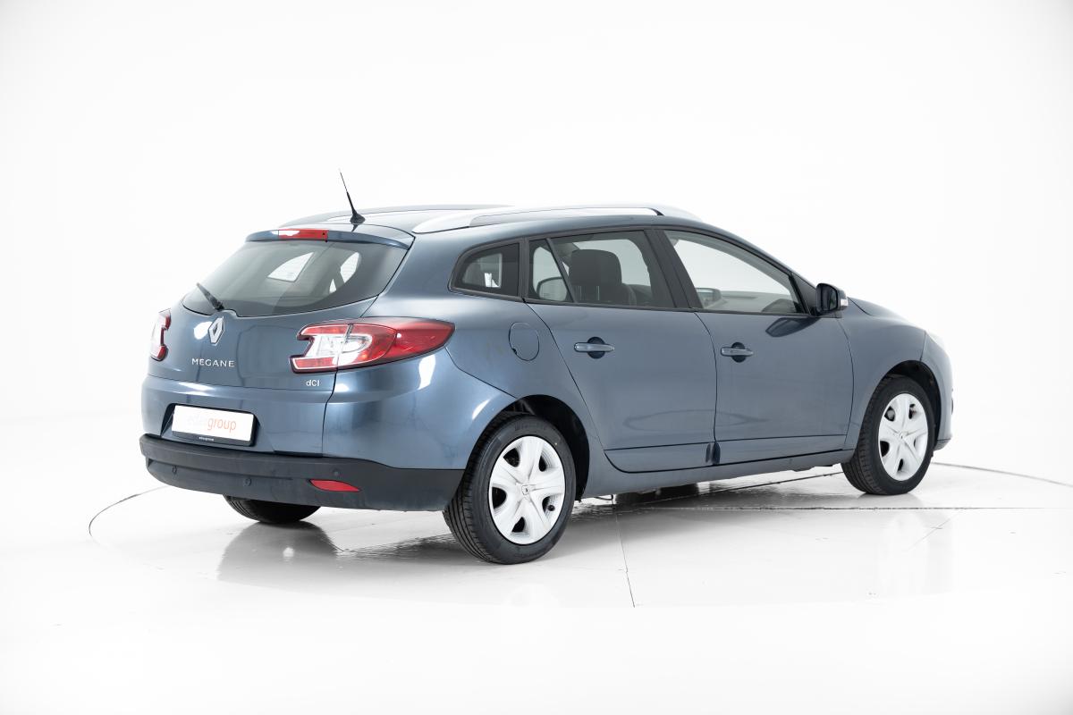 renault-megane-sport-tourer-2016-diesel-1461cc