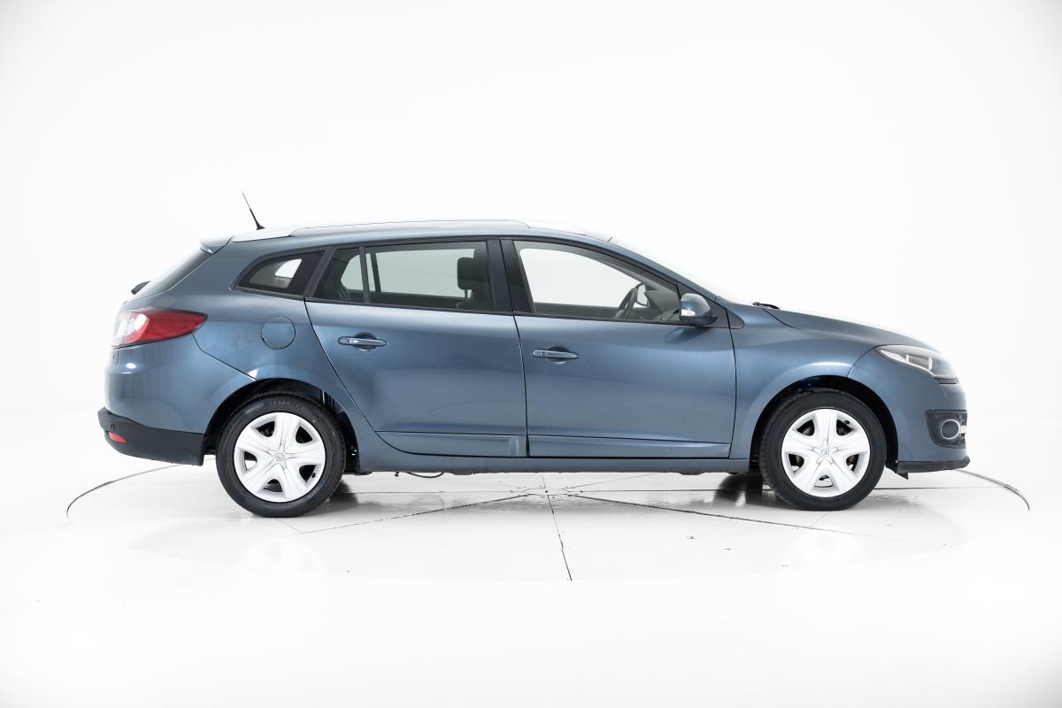 renault-megane-sport-tourer-2016-diesel-1461cc