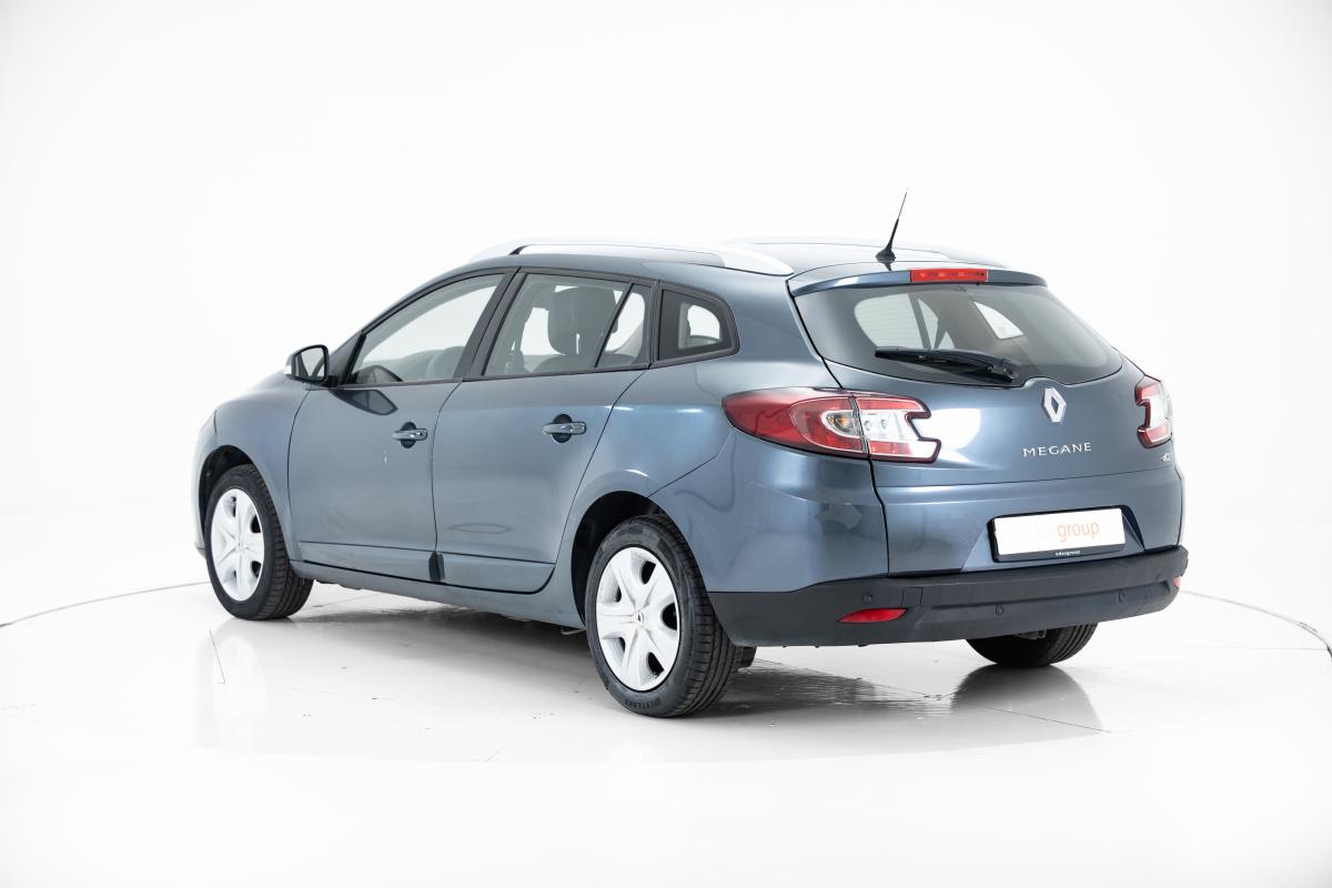 renault-megane-sport-tourer-2016-diesel-1461cc