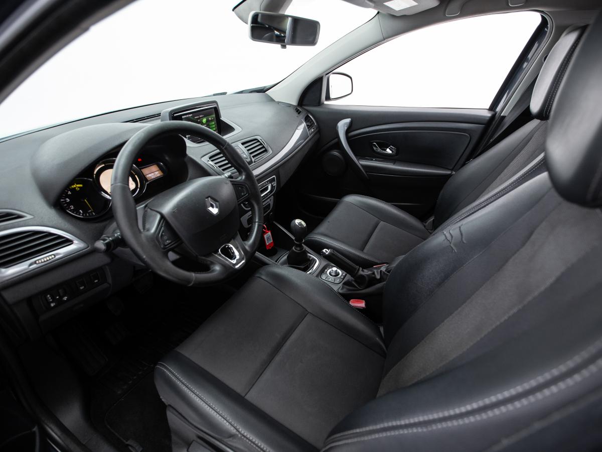 renault-megane-sport-tourer-2016-diesel-1461cc