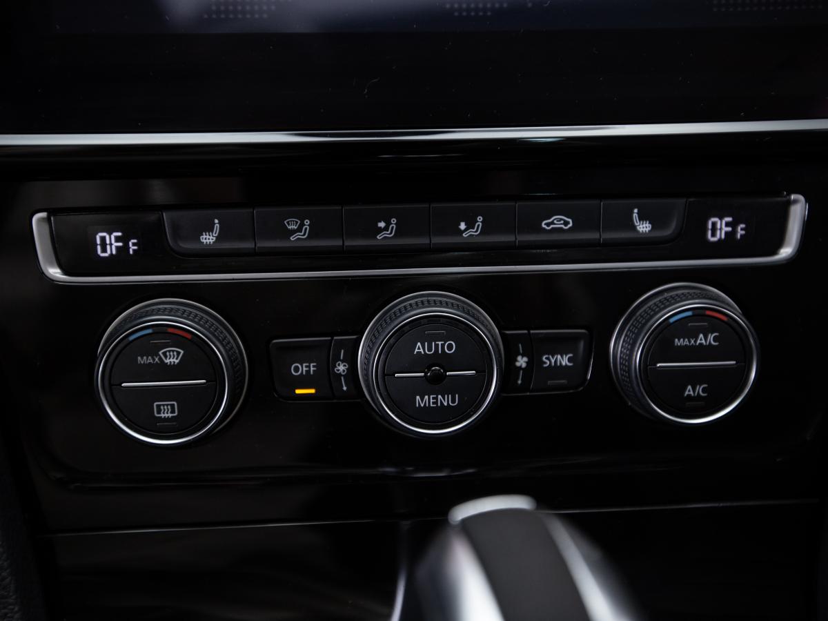 volkswagen-golf-variant-2017-gasolina-1984cc