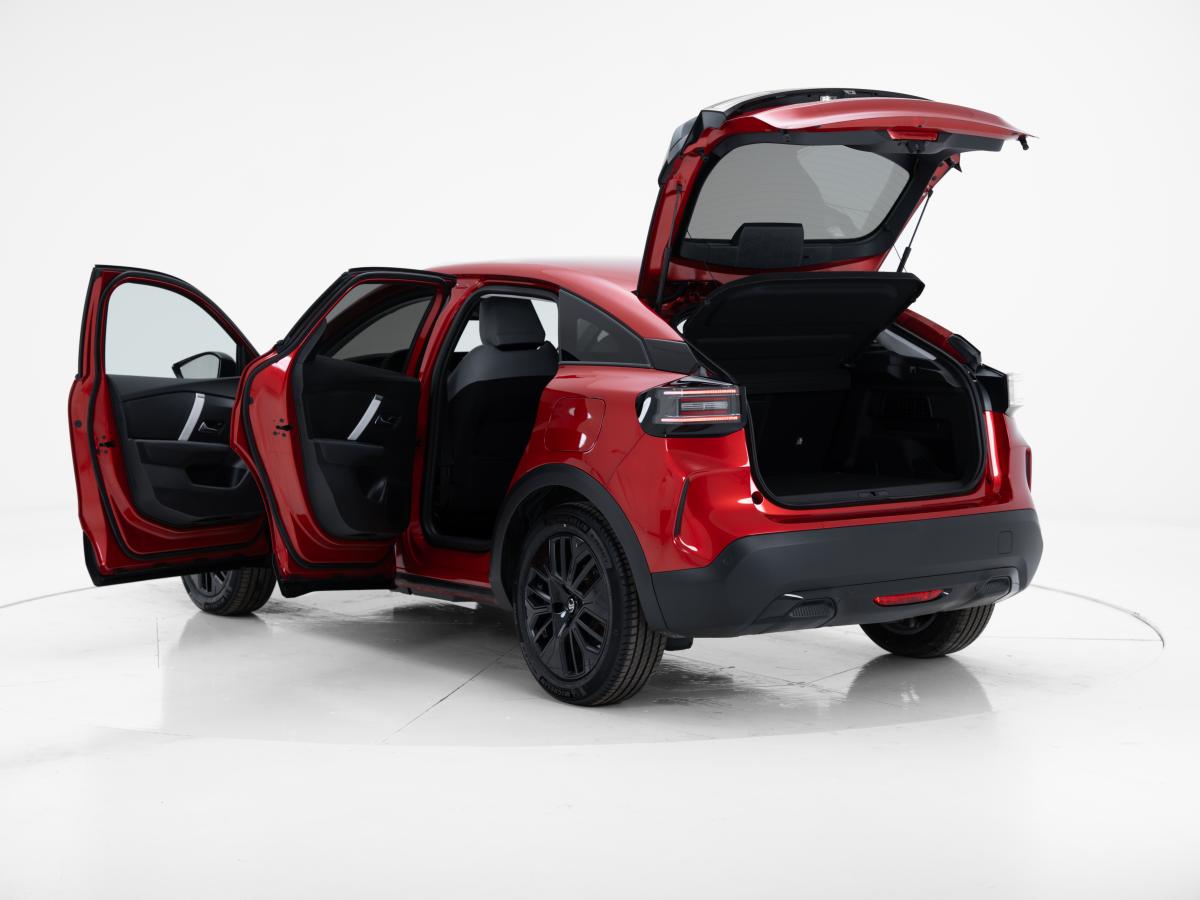 citroen-e-c4-2024-eletrico-0cc