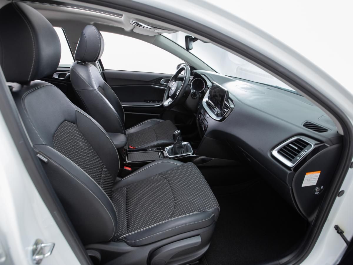 kia-ceed-sw-2020-diesel-1598cc