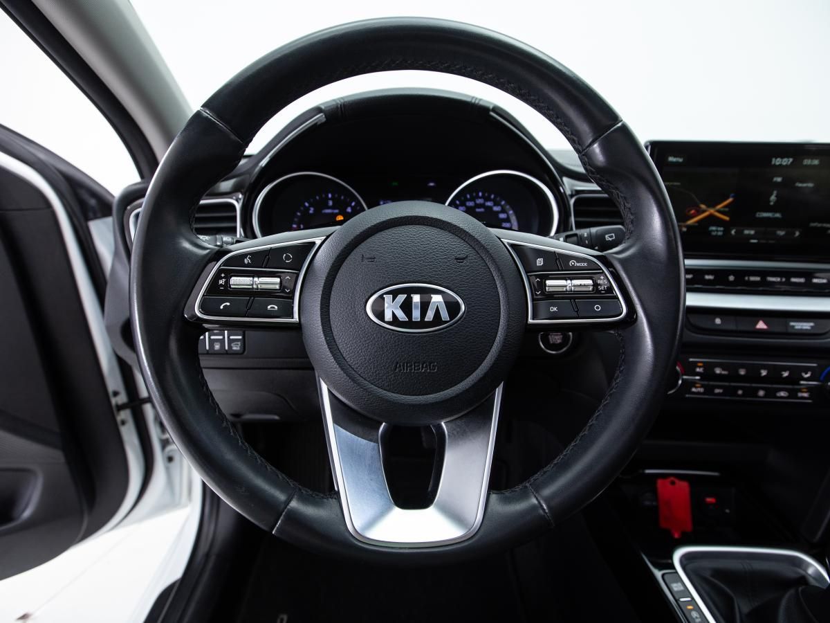 kia-ceed-sw-2020-diesel-1598cc