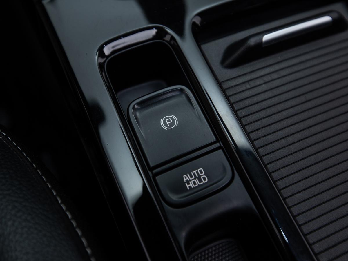 kia-ceed-sw-2020-diesel-1598cc