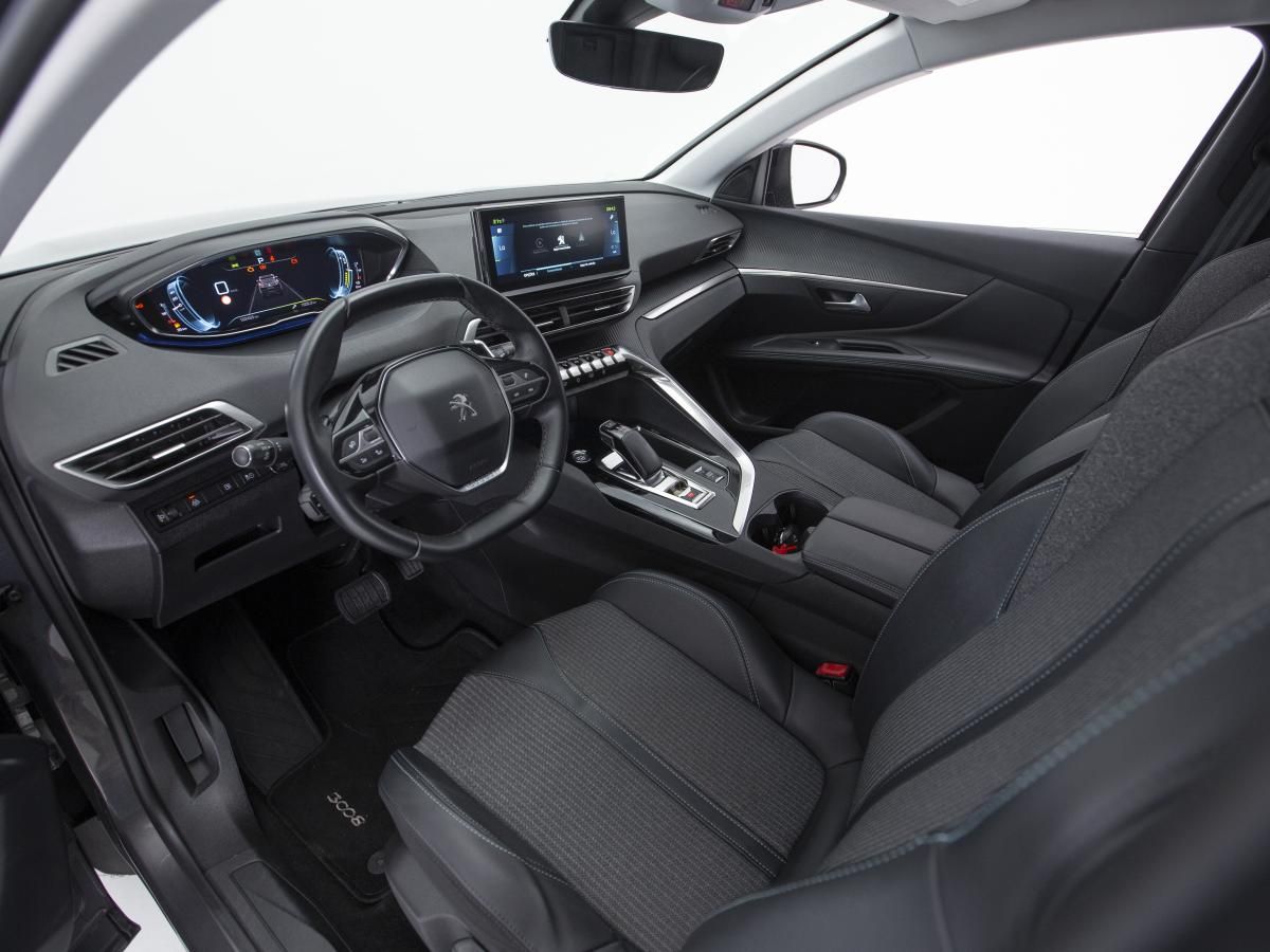 peugeot-3008-2022-hibrido-a-gasolina-1598cc