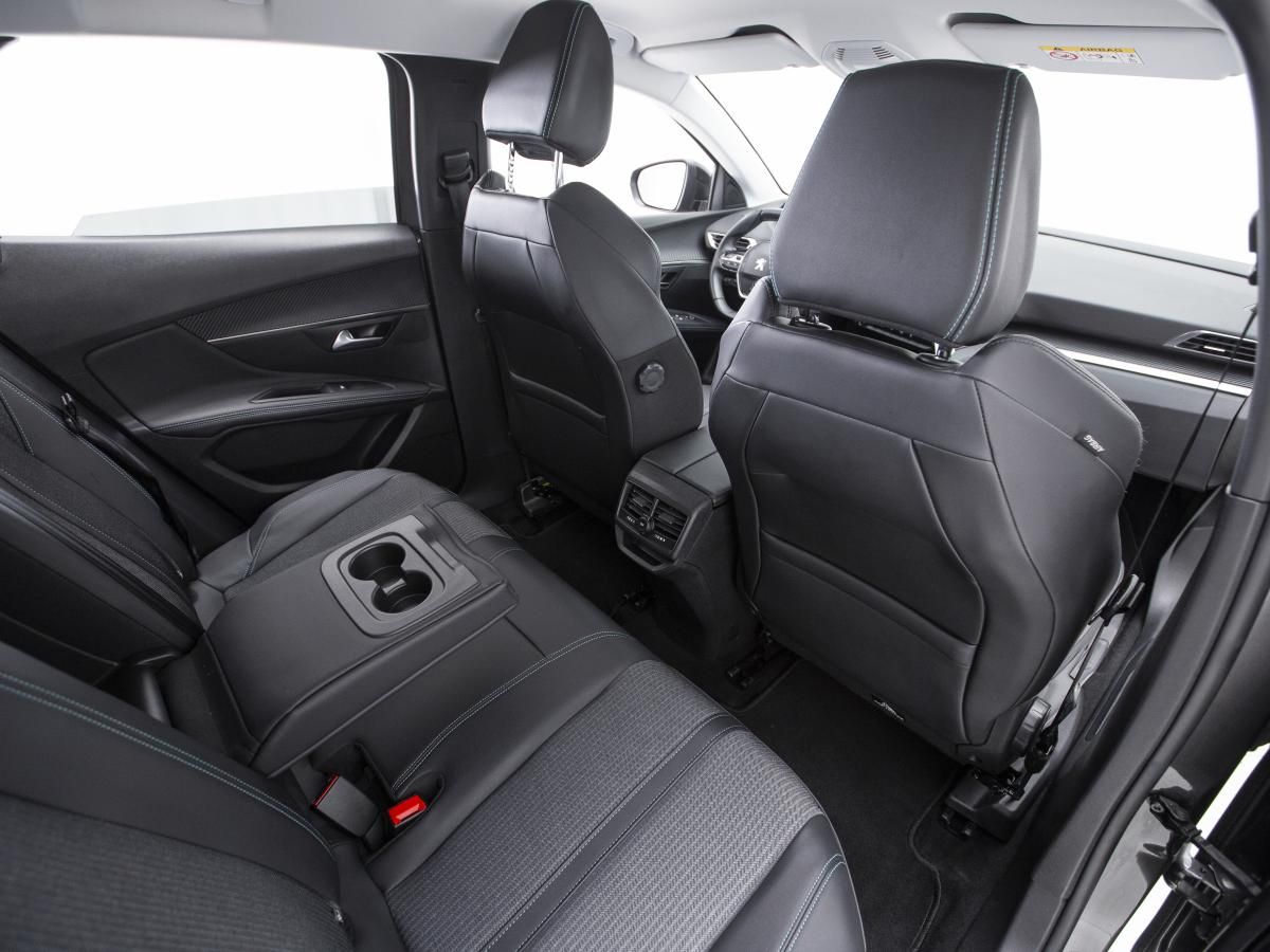 peugeot-3008-2022-hibrido-a-gasolina-1598cc