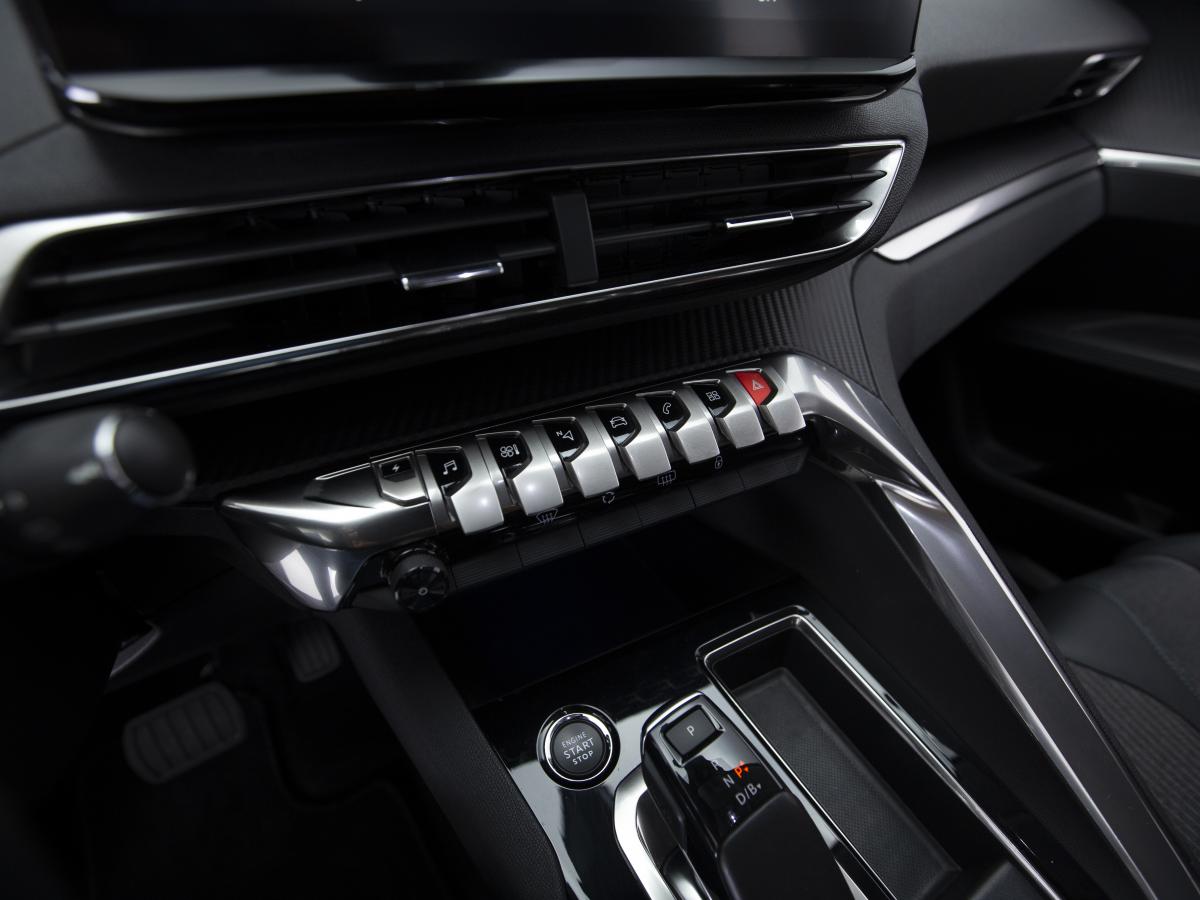 peugeot-3008-2022-hibrido-a-gasolina-1598cc