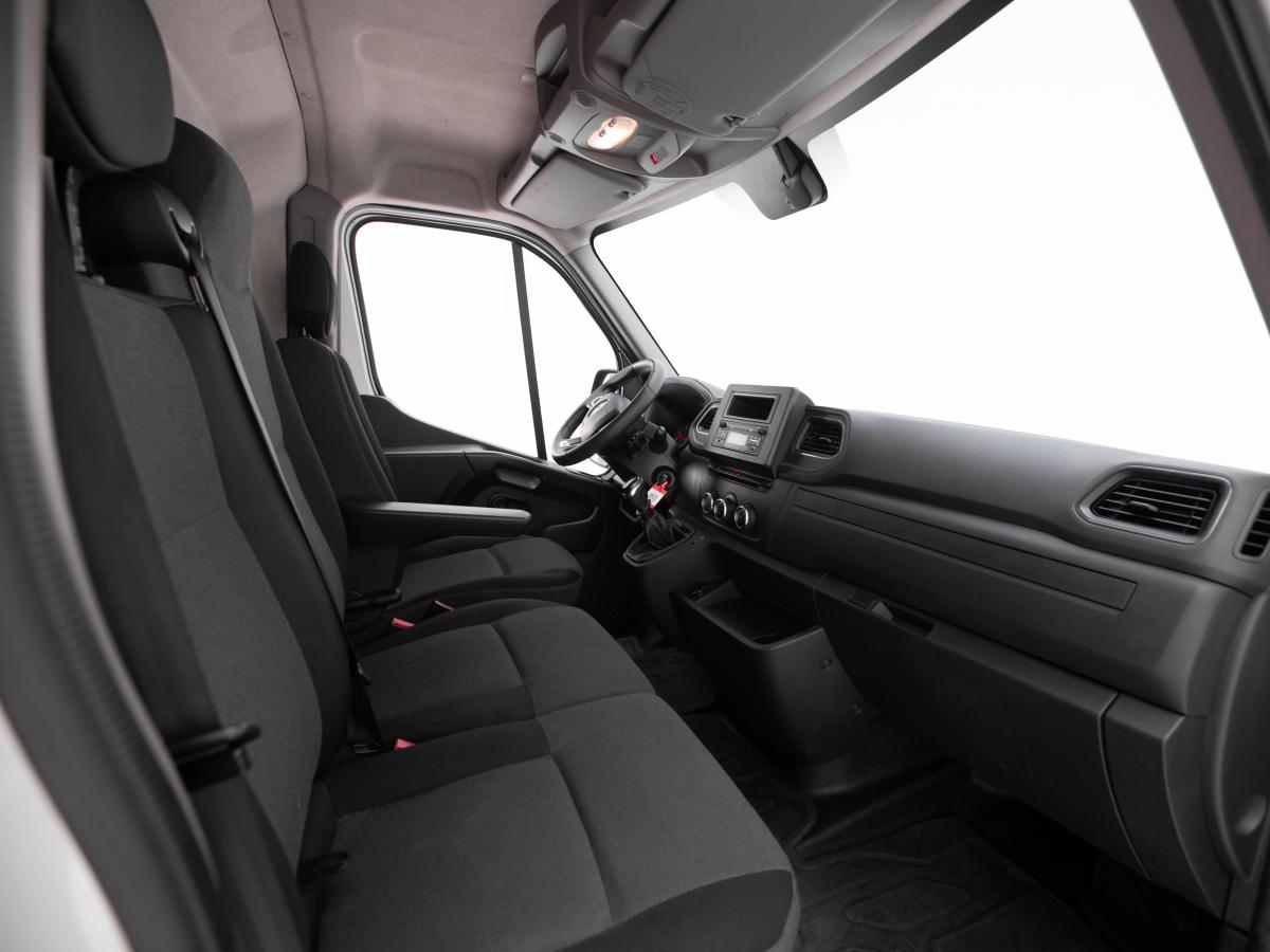 renault-master-2019-diesel-2300cc